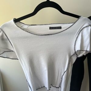 BRANDY MELVILLE t-shirt